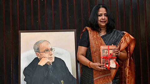 'രാഷ്ട്രപതിമാർക്കായി ഇങ്ങനെയൊന്നും...'; മന്‍മോഹന്‍ സിങ്ങിന് സ്മാരകത്തിനായി വാദിച്ച കോണ്‍ഗ്രസിനെ വിമർശിച്ച് പ്രണബ് മുഖർജിയുടെ മകള്‍