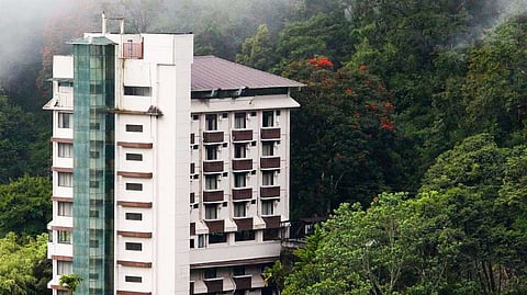 മൂന്നാർ ടീ കാസ്റ്റിൽ റിസോർട്ട്