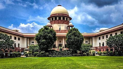 വാഹനാപകടത്തിൽ പരുക്കേറ്റവർക്ക് ഗോൾഡർ ഹവറിൽ ധനരഹിത ചികിത്സയ്ക്ക് പദ്ധതി;  
കേന്ദ്ര സർക്കാരിന് നിർദേശം നൽകി സുപ്രീം കോടതി