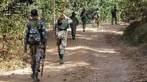 ഛത്തീസ്ഗഡിൽ സുരക്ഷ സേനയുമായുള്ള ഏറ്റുമുട്ടലിൽ 3 മാവോയിസ്റ്റുകൾ കൊല്ലപ്പെട്ടു