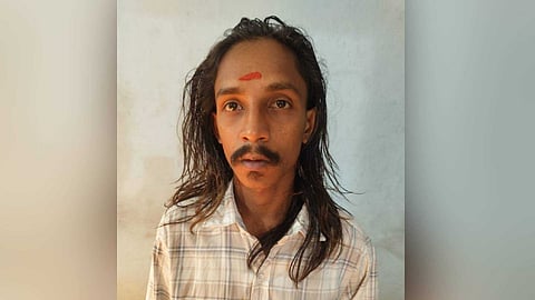 മോഷണത്തിനിടെ ബൈക്ക് മറന്നുവെച്ചു; ബൈക്ക് മോഷണം പോയെന്ന് പരാതി നൽകാനെത്തിയപ്പോൾ പൊലീസ് പൊക്കി