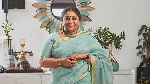 അഞ്ചോ പത്തോ മിനിറ്റിനുള്ളിൽ പ്രതികരിച്ചില്ലെങ്കിൽ വാലിഡ് അല്ലാതാകാൻ ഒടിപി അല്ല, സ്ത്രീയുടെ പൗരാവകാശങ്ങള്‍: കെ.ആർ. മീര