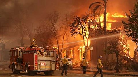 ലോസ് ആഞ്ചലസിൽ കാട്ടുതീയിൽ മരണസംഖ്യ 25 ആയി;
ഉഷ്ണക്കാറ്റ് ശക്തിയാർജ്ജിക്കുന്നു