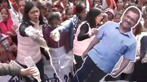 'യമുനാ നദിയിൽ മുങ്ങാൻ തയ്യാറാകണം'; യമുനാജലവുമായി കെജ്‌രിവാളിൻ്റെ വസതിക്ക് മുന്നിൽ പ്രതിഷേധം നടത്തി സ്വാതി മലിവാൾ