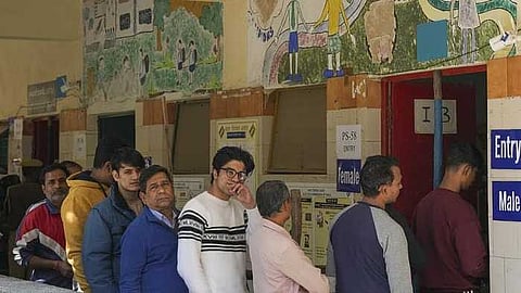 ഡൽഹി നിയമസഭാ തെരഞ്ഞെടുപ്പ്: സീലംപൂരിൽ കള്ളവോട്ട് ചെയ്തെന്ന് ആരോപിച്ച് ബിജെപി, നിഷേധിച്ച് പൊലീസ്