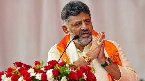 കൃപേഷിൻ്റെയും ശരത് ലാലിൻ്റെയും സ്മാരകം; പാർട്ടി ഫണ്ടിൽ നിന്നും 25 ലക്ഷം രൂപ അനുവദിച്ച് ഡി.കെ ശിവകുമാർ