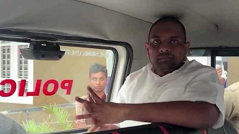 പകുതിവില തട്ടിപ്പ്: 200 കേസുകൾ കൂടി ഇന്ന് ക്രൈംബ്രാഞ്ചിന് കൈമാറും; അന്വേഷണ വിവരങ്ങൾ മാധ്യമങ്ങൾക്ക് നൽകരുതെന്ന് എസ്‌പി