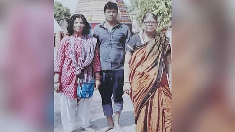 കാക്കനാട് സെൻട്രൽ എക്സൈസ് ക്വാട്ടേഴ്സിലെ കൂട്ടമരണം: മൂന്ന് പേരുടെയും തൂങ്ങിമരണമെന്ന് പോസ്റ്റ്‌‌മോർട്ടം റിപ്പോർട്ട്