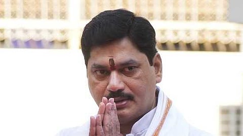 കൊലപാതകക്കേസിൽ അനുയായി അറസ്റ്റിൽ; മഹാരാഷ്ട്ര മന്ത്രി ധനഞ്ജയ് മുണ്ടെ രാജിവെച്ചു