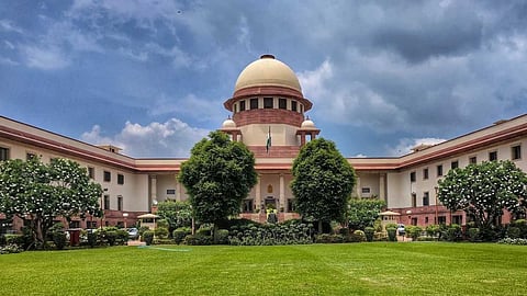ഒരാളെ 'പാകിസ്ഥാനി, മിയാൻ, ടിയാൻ' എന്ന് വിളിക്കുന്നത്  മതവികാരം വ്രണപ്പെടുത്തുന്ന കുറ്റമല്ല: സുപ്രീം കോടതി