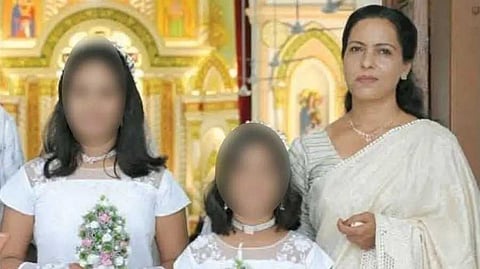 ഏറ്റുമാനൂരിൽ മക്കളോടൊപ്പം ജീവനൊടുക്കിയ 
ഷൈനിയുടെ ഫോൺ കണ്ടെത്തി; സൈബർ വിദഗ്ധർ പരിശോധിക്കും