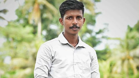 ക്രിക്കറ്റ് കളിക്കിടെ ഇടിമിന്നലേറ്റു; ആലപ്പുഴയില്‍ യുവാവ് മരിച്ചു