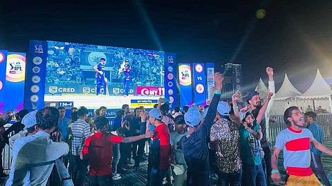 IPL 2025 | ആവേശം ഇരട്ടിപ്പിക്കാന്‍ BCCI ഫാന്‍‌ പാർക്കുകള്‍; കേരളത്തില്‍ ഈ നഗരങ്ങളില്‍ ക്രിക്കറ്റ്‌ പ്രേമികൾക്ക് ബിഗ് സ്ക്രിനിൽ മത്സരങ്ങള്‍ കാണാം