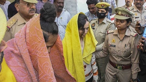 കഞ്ചാവും മോര്‍ഫിനും വേണം; ജയിലില്‍ അക്രമാസക്തരായി മീററ്റ് കൊലക്കേസ് പ്രതികള്‍