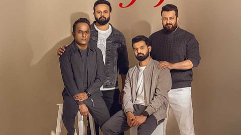 പേടിപ്പിക്കാന്‍ ഇനി പ്രണവ് മോഹന്‍ലാലും; രാഹുല്‍ സദാശിവന്‍ സിനിമയുടെ ഷൂട്ടിങ് ആരംഭിച്ചു