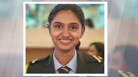 തിരുവനന്തപുരത്ത് ഐബി ഉദ്യോഗസ്ഥ  റെയിൽവേ ട്രാക്കിൽ മരിച്ച നിലയിൽ; ഉന്നതതല അന്വേഷണത്തിന് ഉത്തരവിട്ട് ഇൻ്റലിജൻസ് ബ്യൂറോ