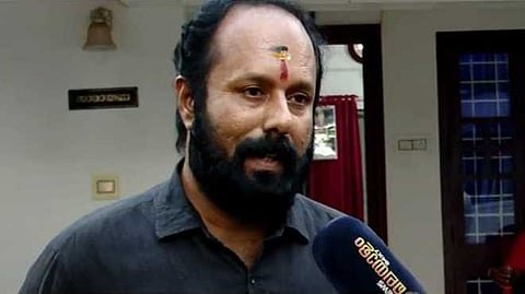ഇഡി ആർക്ക് വേണ്ടിയാണ് ഇങ്ങനെയൊരു കുറ്റപത്രം തയ്യാറാക്കിയത്?എൻ്റെ മൊഴി പോലും എടുത്തിട്ടില്ല: തിരൂർ സതീശ്
