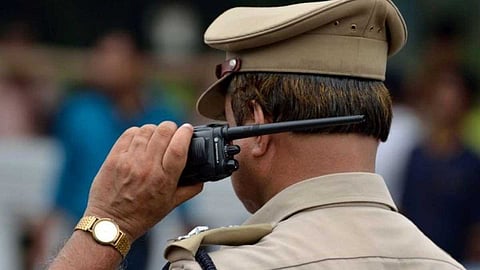 പെരുമ്പാവൂർ ASP യുടെ പേരിൽ വ്യാജ ഇ മെയിൽ; പൊലീസ് ഉദ്യോഗസ്ഥനെതിരെ നടപടി