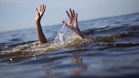 അച്ഛനെയും സഹോദരനേയും മർദിക്കുന്നത് കണ്ട കുട്ടി ആറ്റിൽ ചാടിയെന്ന് എഫ്‌ഐആർ; പത്തനംതിട്ടയിലെ 14 കാരിയുടെ മരണത്തിൽ വഴിത്തിരിവ്