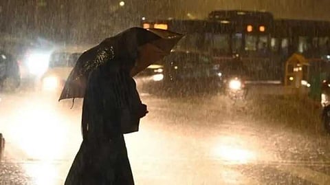 സംസ്ഥാനത്ത് വ്യാപക മഴയ്‌ക്ക് സാധ്യത; 8 ജില്ലകളിൽ യെല്ലോ അലേർട്ട് പ്രഖ്യാപിച്ചു