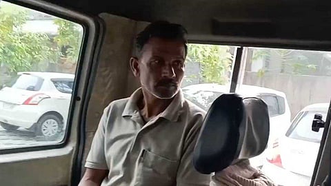 പത്താംക്ലാസ് വിദ്യാര്‍ഥിനിയെ പീഡിപ്പിച്ച് ഗര്‍ഭിണിയാക്കി; 55 കാരനായ അയല്‍വാസി അറസ്റ്റില്‍