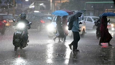 സംസ്ഥാനത്ത് ഒറ്റപ്പെട്ട ഇടങ്ങളിൽ മഴയ്ക്ക് സാധ്യത; 7 ജില്ലകളിൽ യെല്ലോ അലേർട്ട്