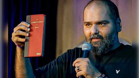 ഷിൻഡെയ്ക്കെതിരായ വിവാദ പരാമർശം: കേസ് റദ്ദാക്കണമെന്ന് ആവശ്യപ്പെട്ട് കുനാൽ കമ്ര മുംബൈ ഹൈക്കോടതിയിൽ