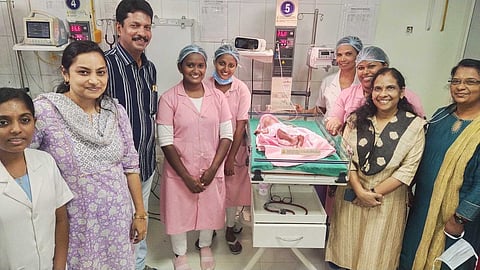 അവളിനി 'നിധി'; ജാർഖണ്ഡ് സ്വദേശികളായ അച്ഛനമ്മമാർ ഉപേക്ഷിച്ച കുഞ്ഞിനെ ശിശുക്ഷേമ സമിതി ഏറ്റെടുക്കും