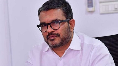 ഡ്രൈ ഡേയില്‍ ത്രീ സ്റ്റാറിന് മുകളിലുള്ള ഹോട്ടലുകള്‍ക്ക് മദ്യം നല്‍കാന്‍ അനുമതി; കള്ളു ഷാപ്പുകളുടെ നിലവാരം ഉയര്‍ത്തും: എം.ബി രാജേഷ്