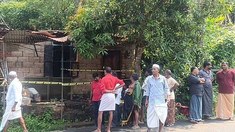 എരുമേലിയില്‍ വീടിന് തീപിടിച്ച സംഭവം; ഭാര്യയ്ക്കു പിന്നാലെ ഭര്‍ത്താവും മകളും മരിച്ചു