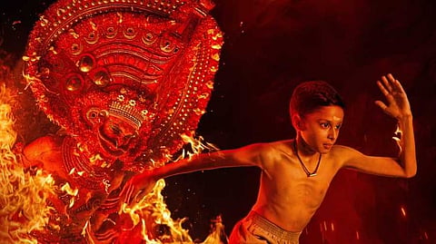 കുടുംബ പശ്ചാത്തലത്തില്‍ ശക്തമായ പ്രമേയം ചര്‍ച്ച ചെയ്യുന്ന 'പൈതലാട്ടം'; ഫസ്റ്റ് ലുക്ക് പുറത്ത്