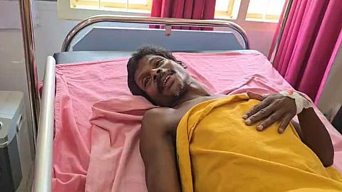 EXCLUSIVE | ആക്രമണത്തിൽ പകച്ചുപോയി, നീന്തി രക്ഷപ്പെടാൻ ശ്രമിക്കുന്നതിനിടെ 
സതീശൻ്റെ കാൽ പാറയിൽ കുടുങ്ങി; കാട്ടാന ആക്രമണത്തിൻ്റെ നടുക്കം വിട്ടുമാറാതെ രവി