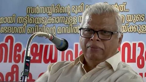"സ്വന്തം പള്ളിയുടെ ഭൂമി വഖഫ് അല്ലെന്ന് പറഞ്ഞ ഇവരൊക്കെ വിശ്വാസികളാണോ"; ലീഗ് നേതാക്കൾക്കെതിരെ  എം.വി. ജയരാജൻ