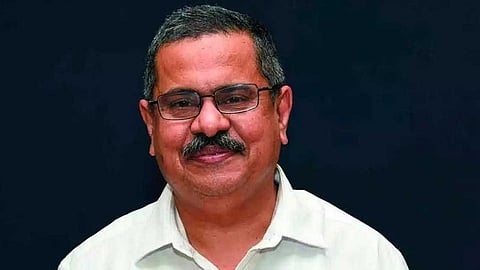 പരാതിക്കാരൻ ശല്യക്കാരനായ വ്യവഹാരി; അനധികൃത സ്വത്ത് സമ്പാദനക്കേസിൽ സിബിഐ അന്വേഷണം  നിയമവിരുദ്ധമെന്ന്  കെ.എം. എബ്രഹാം സുപ്രീം കോടതിയിൽ