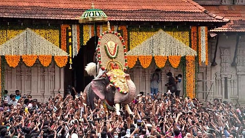 തൃശൂർ പൂര വിളംബരം ഇന്ന്;  തിടമ്പേറ്റാൻ എറണാകുളം ശിവകുമാർ