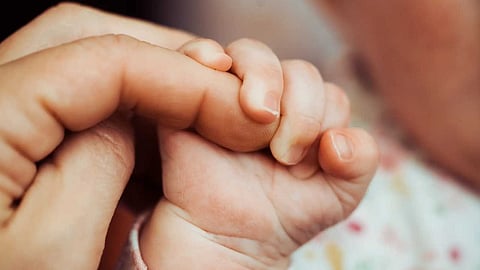 പ്രസവ ശസ്ത്രക്രിയയ്ക്കിടെ കുഞ്ഞ് മരിച്ചു; കോഴിക്കോട് സ്വകാര്യ ആശുപത്രിക്കെതിരെ ചികിത്സാ പിഴവ് ആരോപിച്ച് ബന്ധുക്കൾ