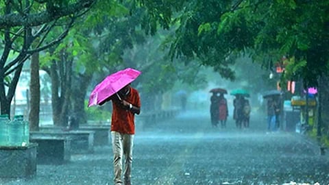 സംസ്ഥാനത്ത് അതിശക്ത മഴ തുടരും;  രണ്ട് ജില്ലകളില്‍ ഓറഞ്ച് അലേര്‍ട്ട്
