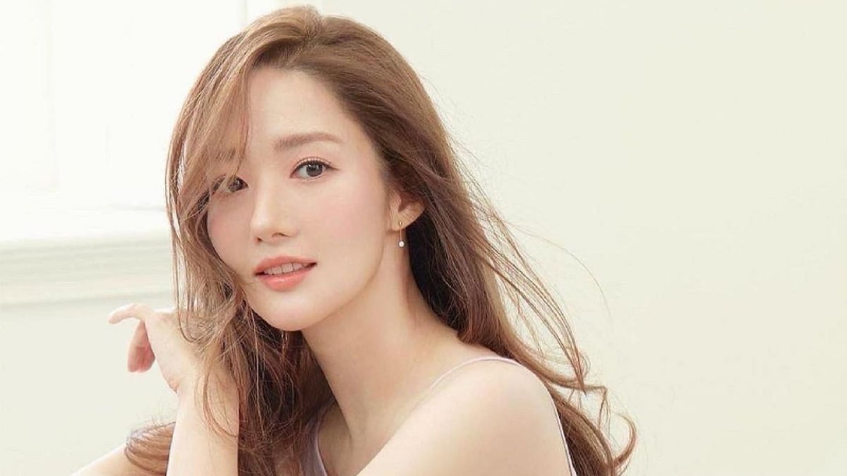Instagram : Park Min-young