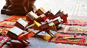 Photos: Tribhuvan Tiwari : Snapshots of a Syncretic Place: Sanskrit texts at the gurukul at Ashrafi Bhavan in Ayodhya.