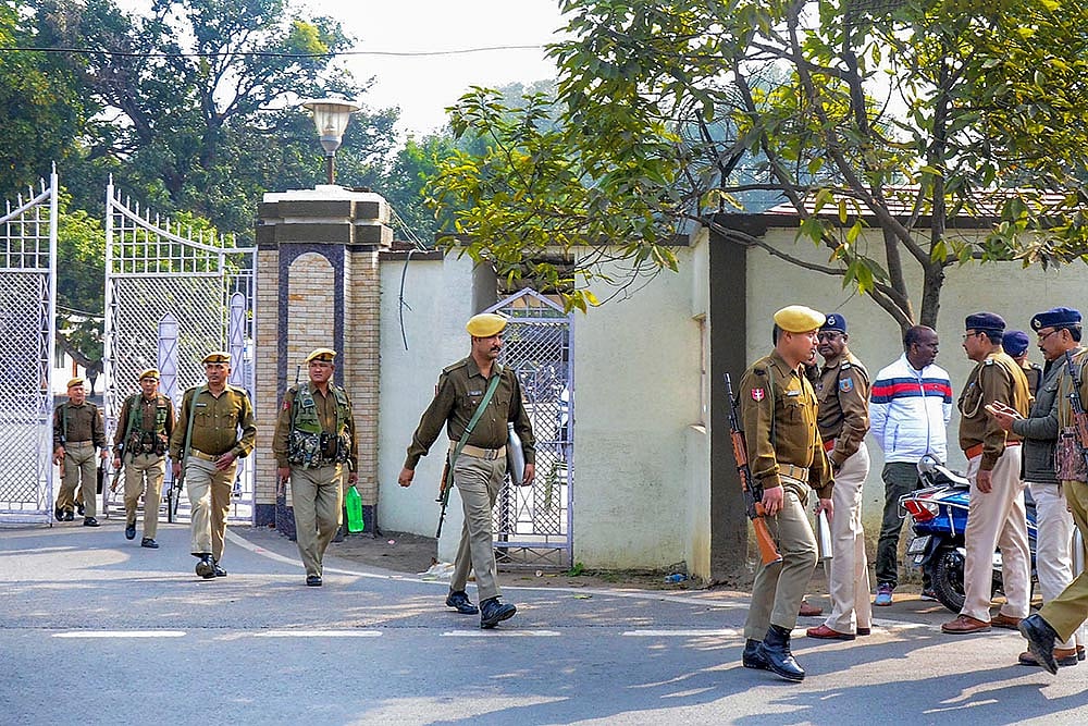 Security at Hemant Sorens residence in Ranchi