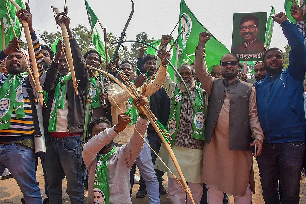 JMM workers protest in Ranchi