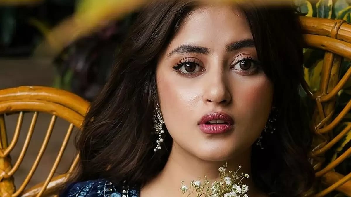 Instagram : Sajal Ali