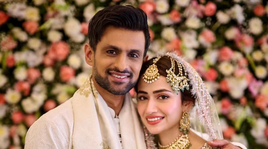 Instagram : Shoaib Malik and Sana Javed
