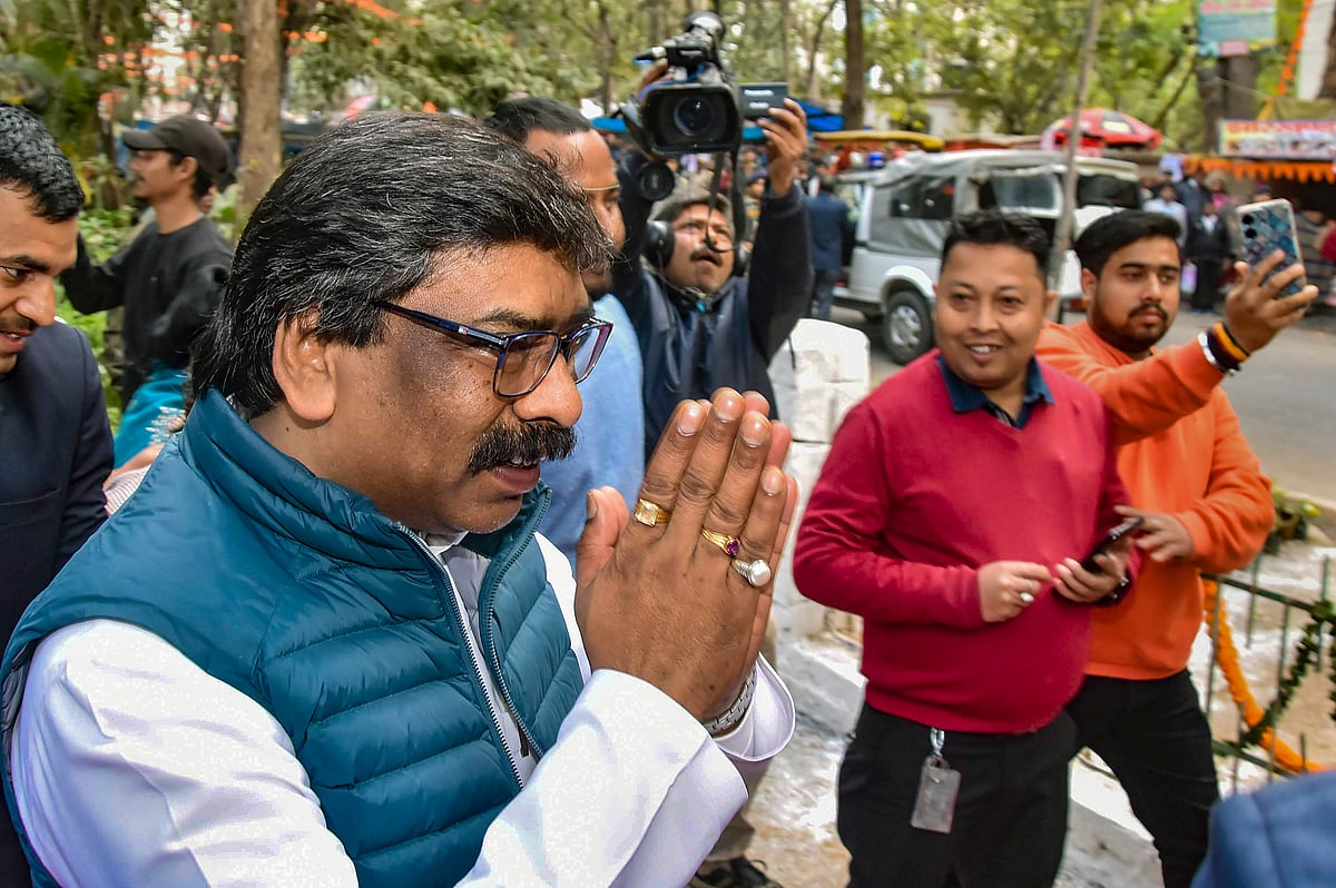 PTI/File : SC seeks ED's response on Hemant Soren's plea demanding interim bail |