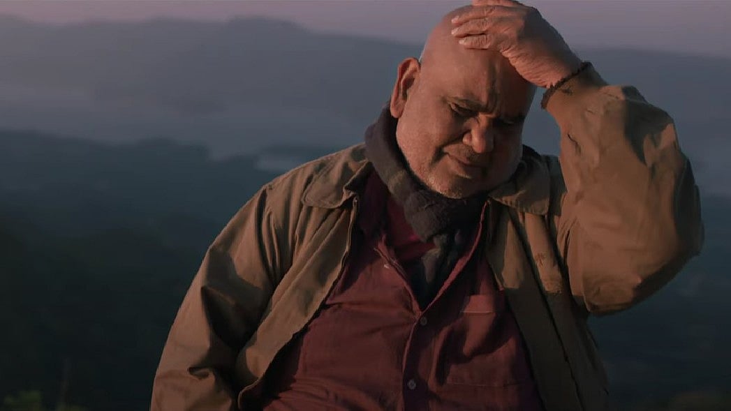 YouTube : Satish Kaushik in 'Mirg'