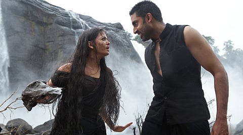 Abhishek Bachchan and Aishwarya Rai Bachchan in 'Raavan'
