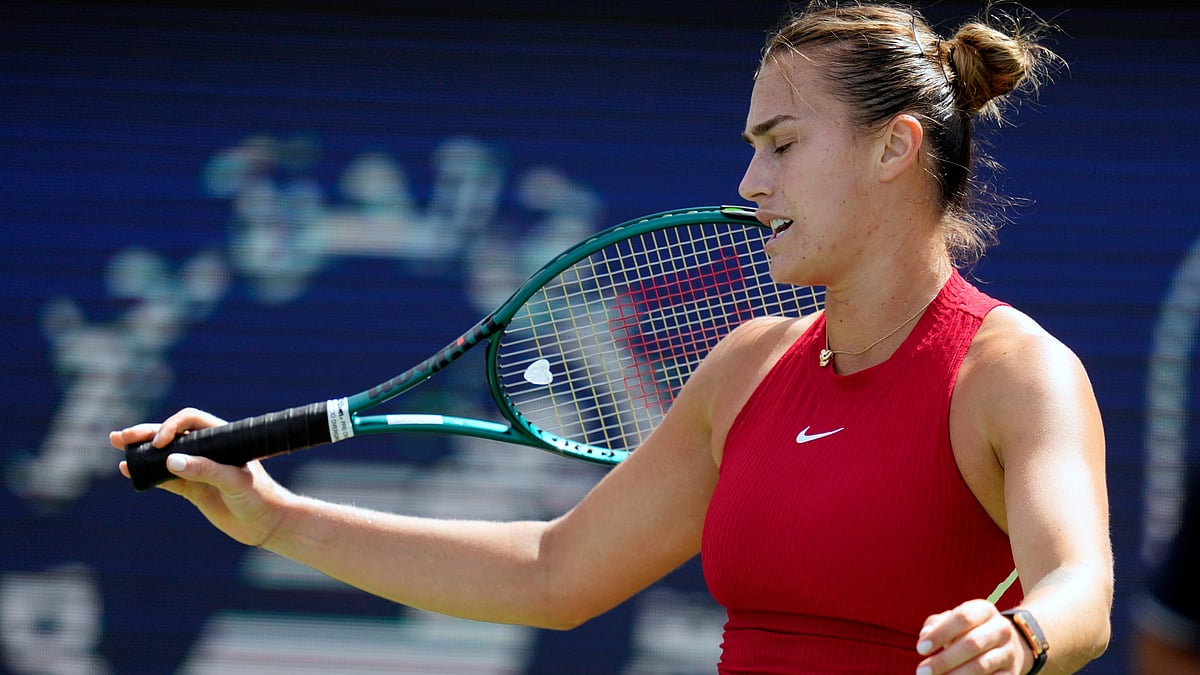 (AP Photo/Kamran Jebreili)
 : Aryna Sabalenka reacts after losing a ball to Donna Vekic from Croatia during a match of the Dubai Duty Free Tennis Championships in Dubai, United Arab Emirates, Monday, Feb. 19, 2024.
