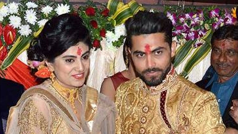 File Photo : Cricketer Ravindra Jadeja's Wife Rivaba Caught Without Mask, Argues With Cops