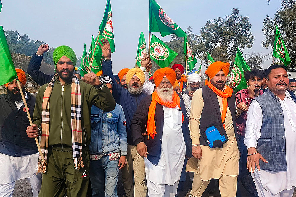 Farmers march: Farmers at Punjab border