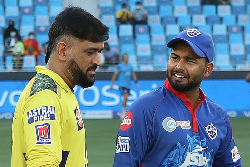 Mahendra Singh Dhoni (left) and Rishabh Pant (right).

 - (File Photo: PTI) 